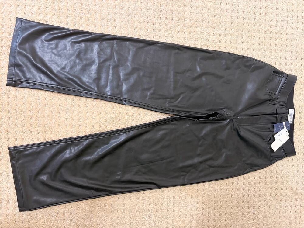 Abercrombie Curve Love Vegan Leather High Rise Pants 26 NWT
